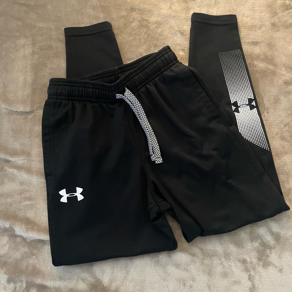 Under Armour joggers, dri -fit